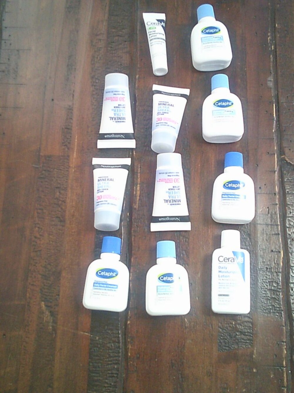Lot of 11 Brand name Moisturizing Lotions Samples Bundles of Facial lotions NIP
